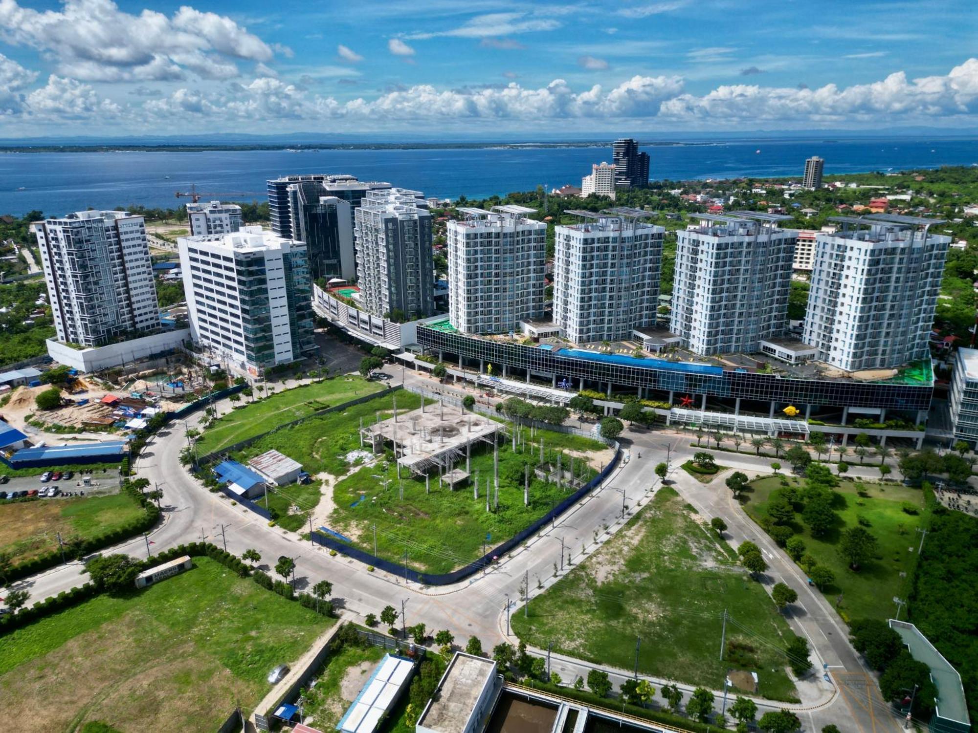 1Br Mactan New Town Apartments Ocean View, Free Pool, Free Beach, Near Airport Punta Engano  Екстер'єр фото